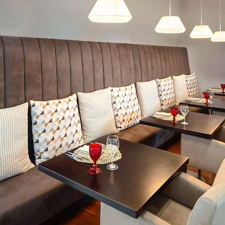 Hotel Mercure Porto Gaia Вила-Нова-ди-Гая Экстерьер фото