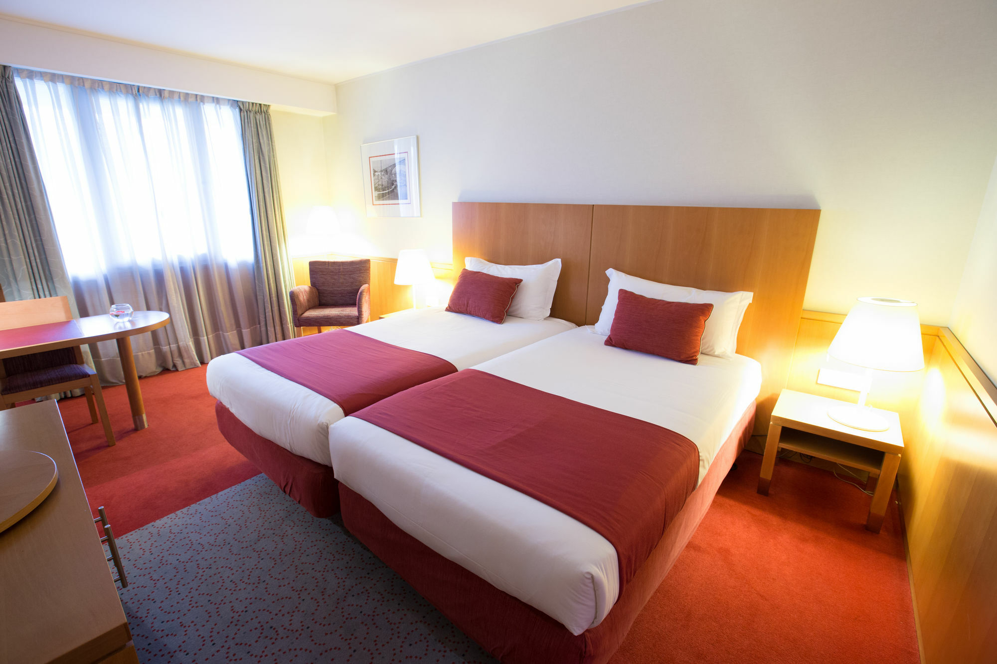 Hotel Mercure Porto Gaia Вила-Нова-ди-Гая Экстерьер фото
