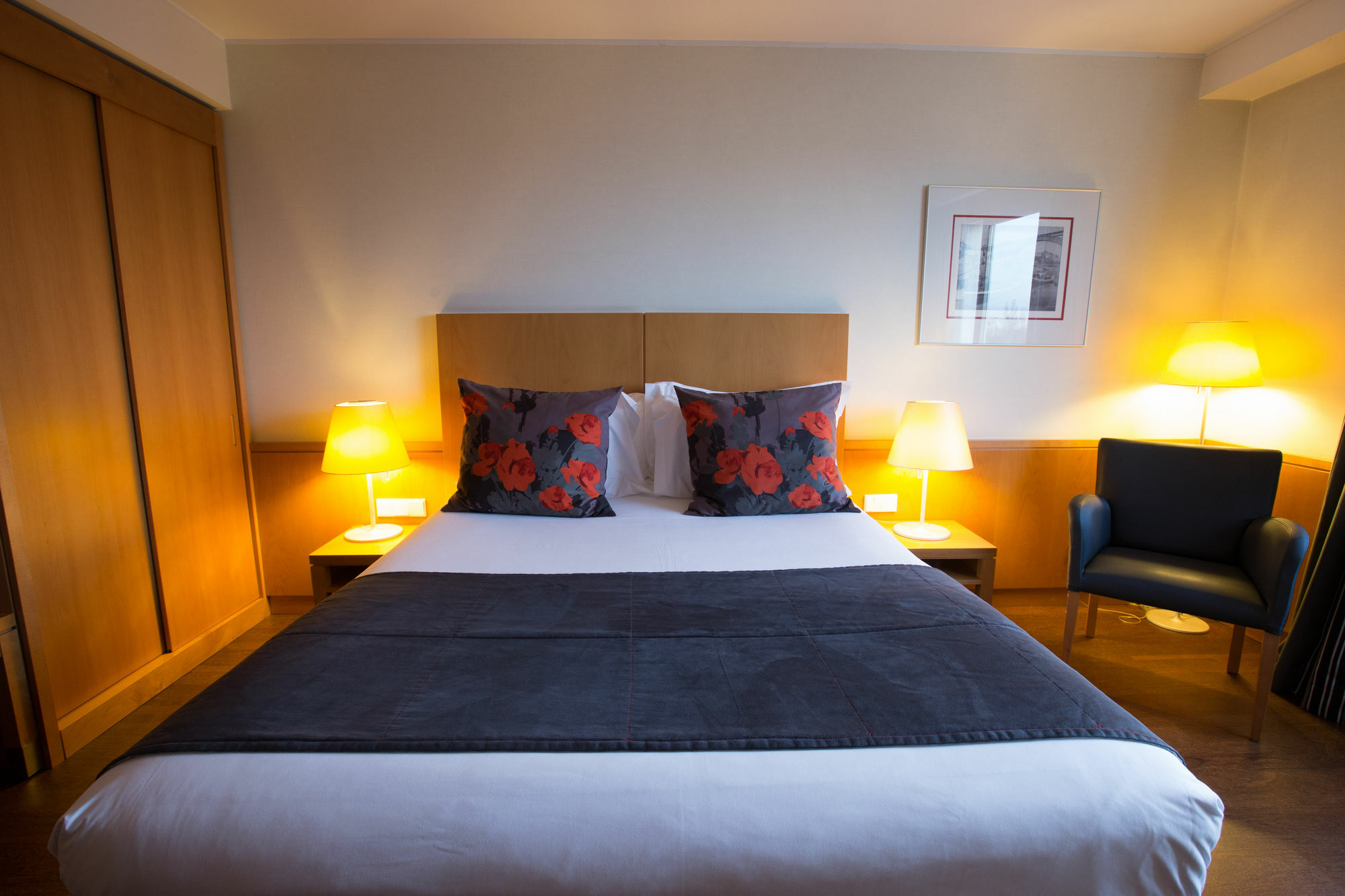 Hotel Mercure Porto Gaia Вила-Нова-ди-Гая Экстерьер фото
